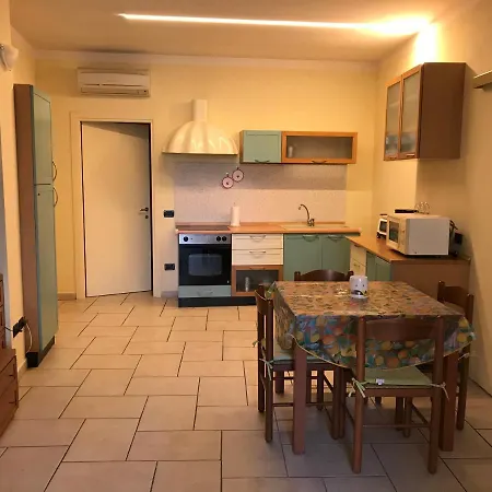 Prázdninový dům Kindly Roberta Centro Storico Peschiera,lago Relax Peschiera del Garda