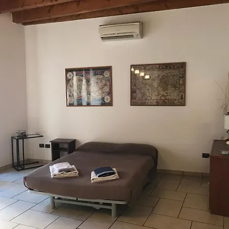 Prázdninový dům Kindly Roberta Centro Storico Peschiera,lago Relax Peschiera del Garda